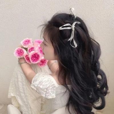 选秀选手又出大瓜：脚踏两条船，节目组火速否认，连续多日